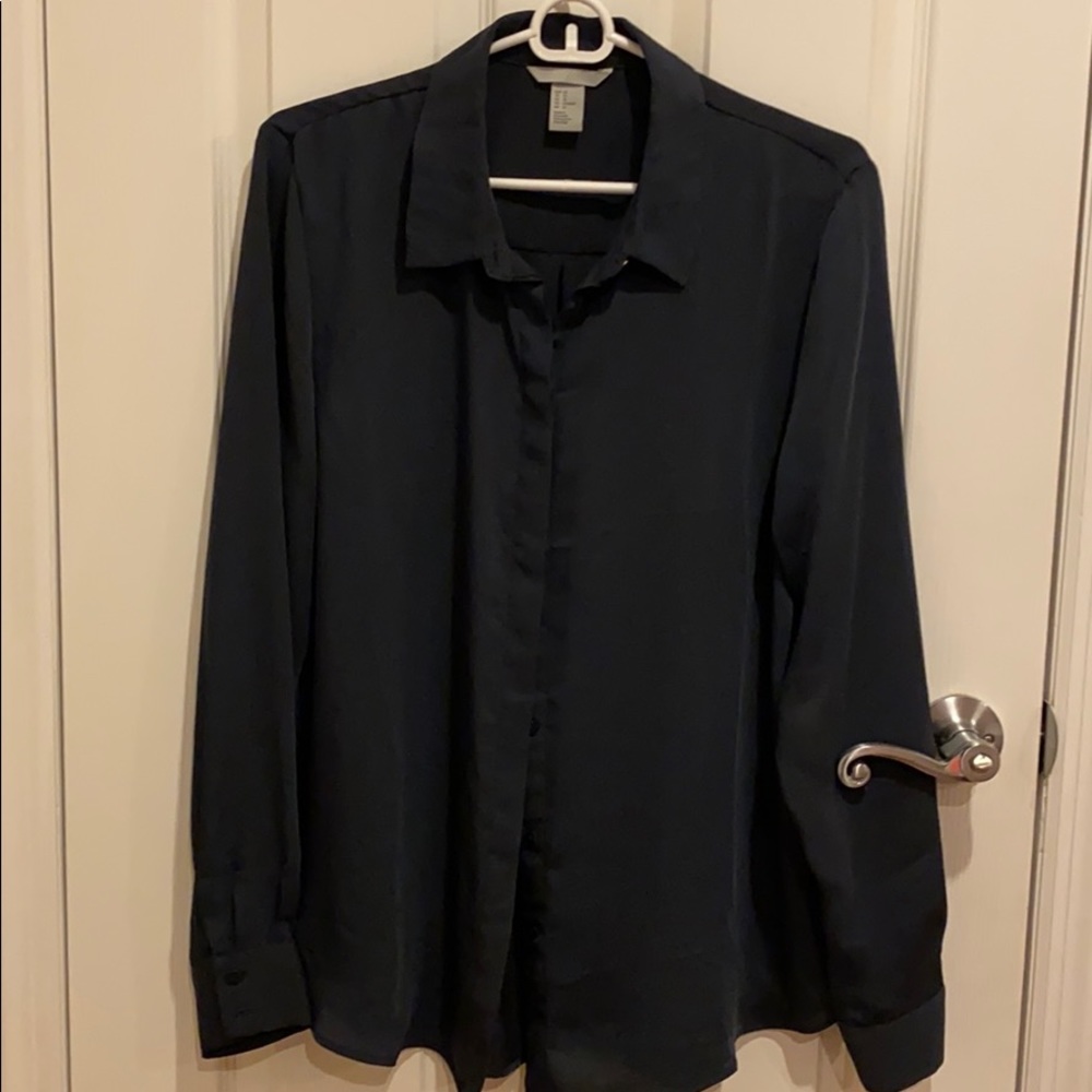 H&M Button down silky shirt